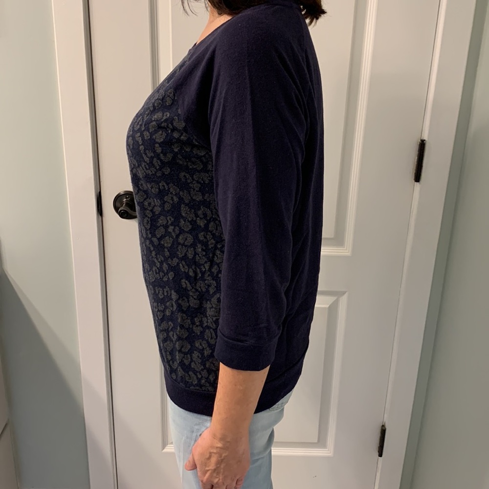 Gap Animal Print Shirt - Picture 3 of 14